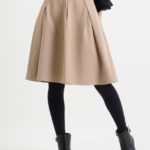 ウエスト釦タック入りスカート/ベージュ