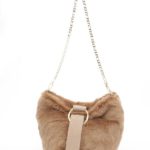【石原さとみさん着用】フェイクファーRingバックルBAG/ベージュ